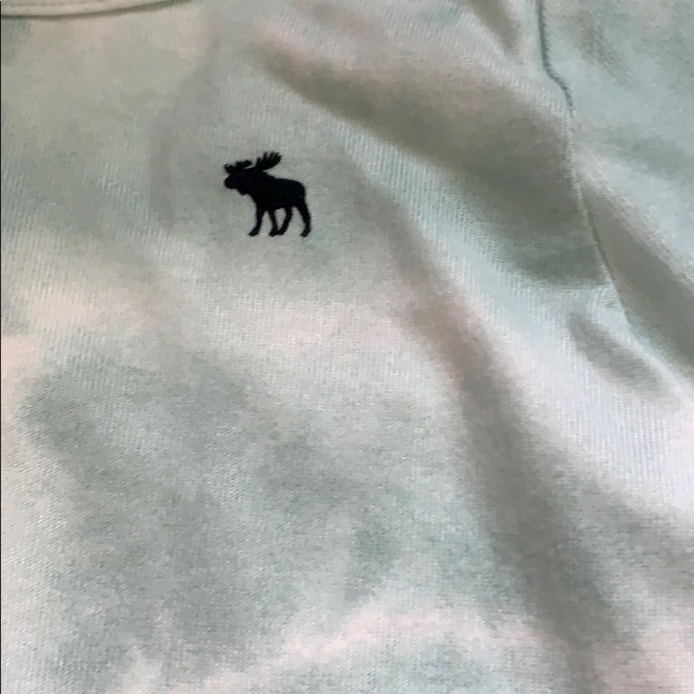 Abercrombie kids blue tie dye long sleeve shirt